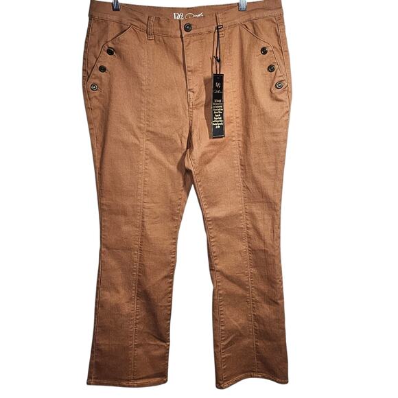 DG2 by Diane Gilman Virtual Stretch Pocket Bootcut Jeans Size 16 - Picture 2 of 9